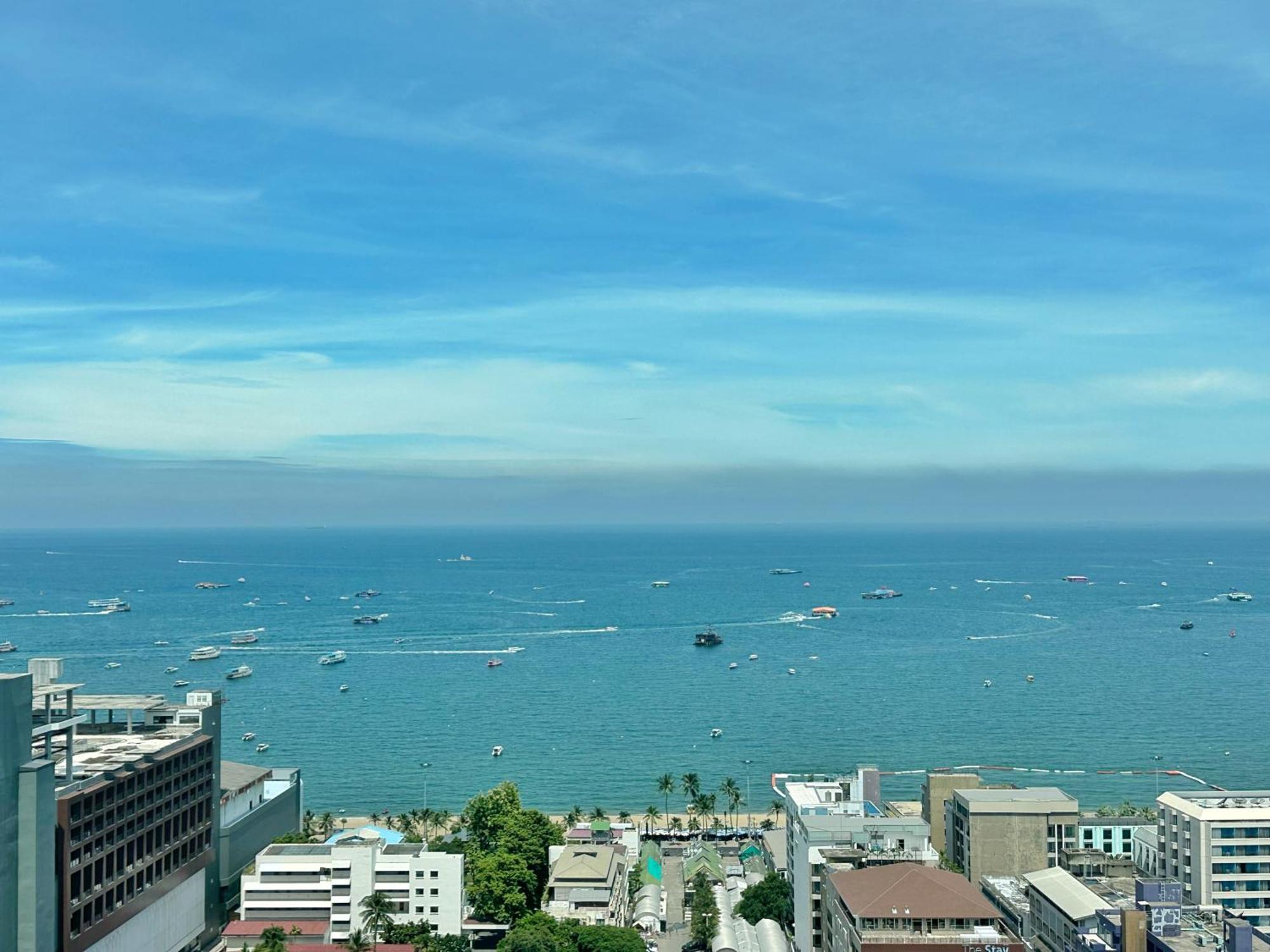 The Base Central Pattaya By Wwc Zewnętrze zdjęcie